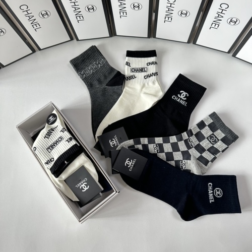 Cheap Chanel Socks #1249943 Replica Wholesale [$27.00 USD] [ITEM#1249943] on Replica Chanel Socks