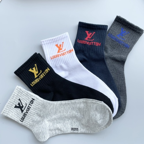 Cheap Louis Vuitton LV Socks #1250079 Replica Wholesale [$27.00 USD] [ITEM#1250079] on Replica Louis Vuitton LV Socks