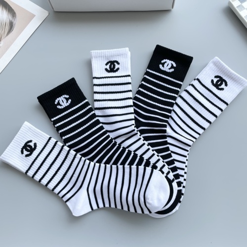 Cheap Chanel Socks #1250090 Replica Wholesale [$29.00 USD] [ITEM#1250090] on Replica Chanel Socks