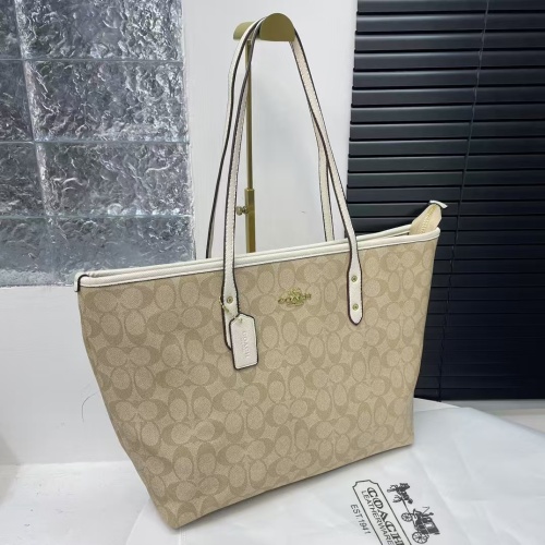 Coach Handbags For Women #1250116