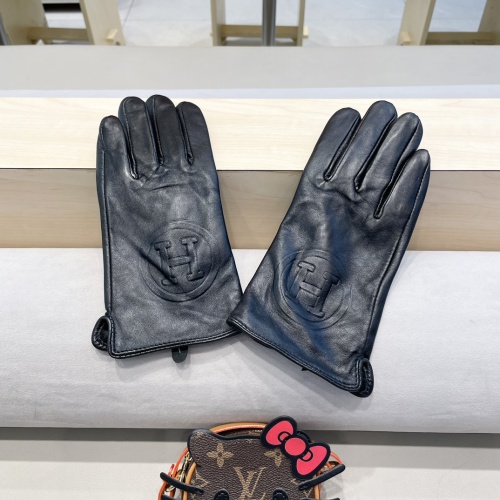 Cheap Hermes Gloves For Women #1250345 Replica Wholesale [$42.00 USD] [ITEM#1250345] on Replica Hermes Gloves