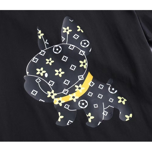 Cheap Louis Vuitton LV T-Shirts Short Sleeved For Men #1250921 Replica Wholesale [$29.00 USD] [ITEM#1250921] on Replica Louis Vuitton LV T-Shirts