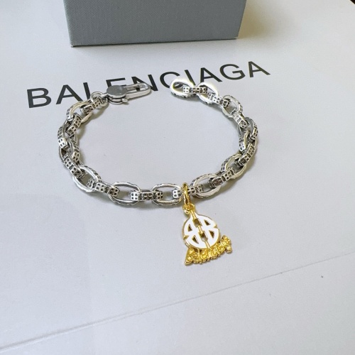 Cheap Balenciaga Bracelets #1251633 Replica Wholesale [$45.00 USD] [ITEM#1251633] on Replica Balenciaga Bracelets