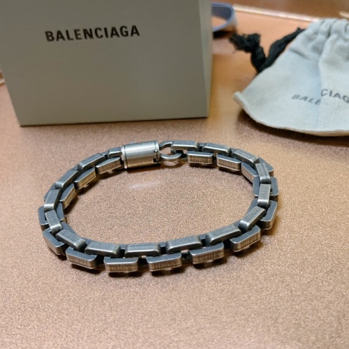 Cheap Balenciaga Bracelets For Men #1251647 Replica Wholesale [$64.00 USD] [ITEM#1251647] on Replica Balenciaga Bracelets