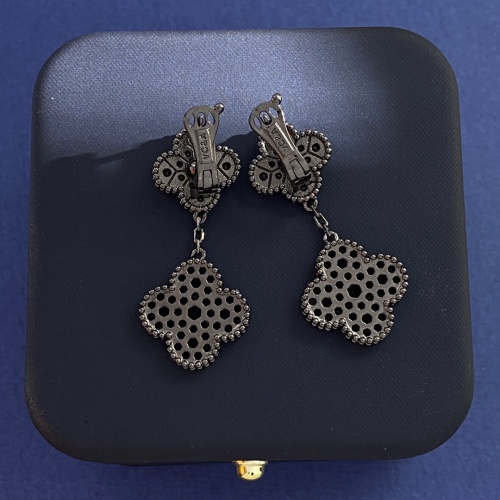 Cheap Van Cleef &amp; Arpels Earrings For Women #1251925 Replica Wholesale [$29.00 USD] [ITEM#1251925] on Replica Van Cleef &amp; Arpels Earrings