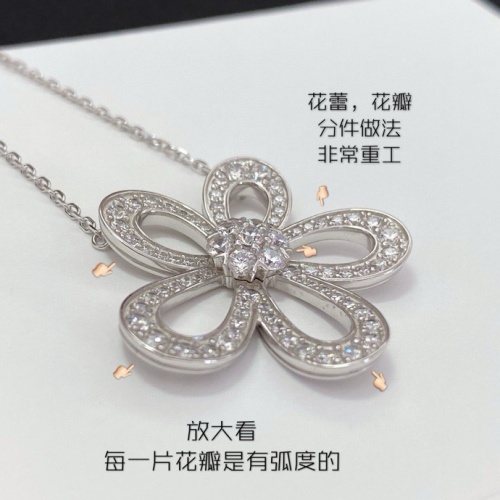 Cheap Van Cleef &amp; Arpels Necklaces For Women #1251930 Replica Wholesale [$34.00 USD] [ITEM#1251930] on Replica Van Cleef &amp; Arpels Necklaces