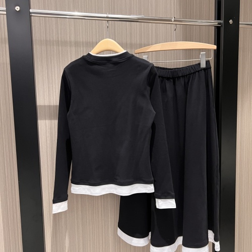 Cheap Chanel Tracksuits Long Sleeved For Women #1252027 Replica Wholesale [$140.00 USD] [ITEM#1252027] on Replica Chanel Tracksuits