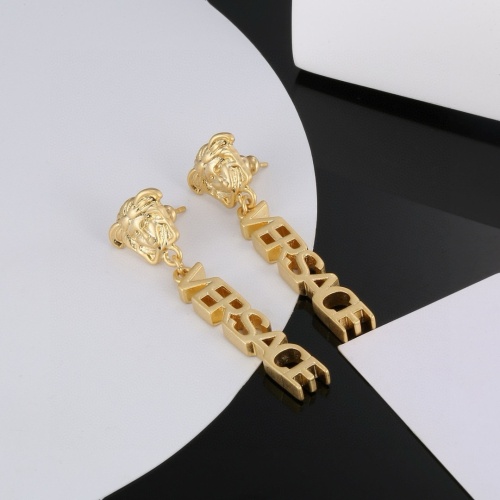 Cheap Versace Earrings For Women #1252092 Replica Wholesale [$25.00 USD] [ITEM#1252092] on Replica Versace Earrings