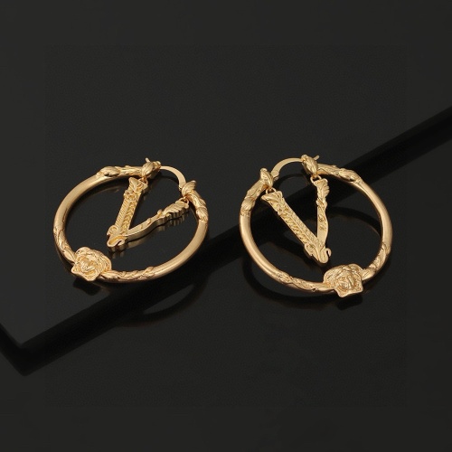 Cheap Versace Earrings For Women #1252097 Replica Wholesale [$29.00 USD] [ITEM#1252097] on Replica Versace Earrings