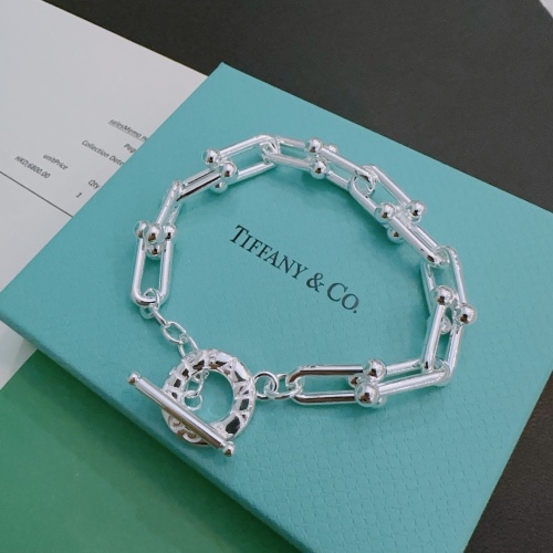 Cheap Tiffany Bracelets #1252122 Replica Wholesale [$48.00 USD] [ITEM#1252122] on Replica Tiffany Bracelets