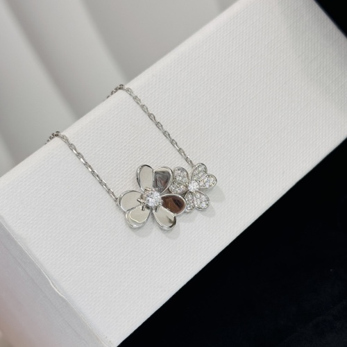 Cheap Van Cleef &amp; Arpels Necklaces For Women #1252153 Replica Wholesale [$42.00 USD] [ITEM#1252153] on Replica Van Cleef &amp; Arpels Necklaces