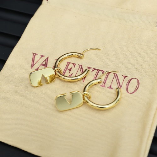 Cheap Valentino Earrings For Women #1252164 Replica Wholesale [$27.00 USD] [ITEM#1252164] on Replica Valentino Earrings