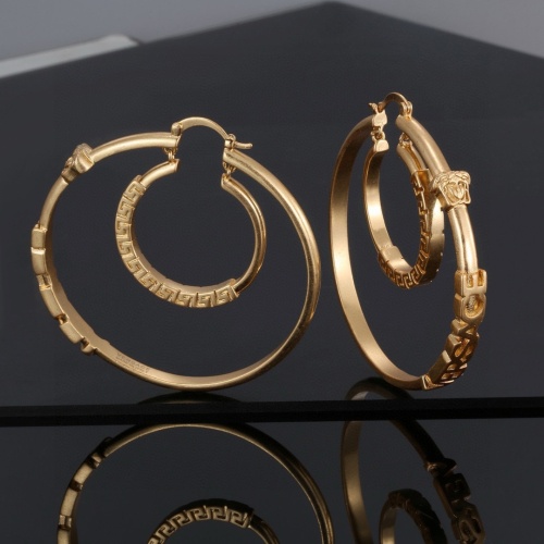 Cheap Versace Earrings For Women #1252333 Replica Wholesale [$34.00 USD] [ITEM#1252333] on Replica Versace Earrings