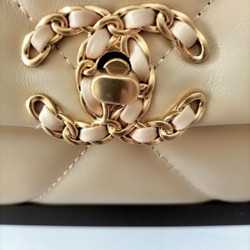 Cheap Chanel AAA Quality Messenger Bags For Women #1252499 Replica Wholesale [$88.00 USD] [ITEM#1252499] on Replica Chanel AAA Quality Messenger Bags