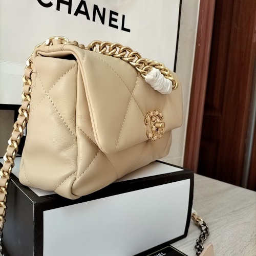 Cheap Chanel AAA Quality Messenger Bags For Women #1252500 Replica Wholesale [$82.00 USD] [ITEM#1252500] on Replica Chanel AAA Messenger Bags