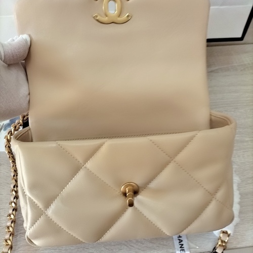 Cheap Chanel AAA Quality Messenger Bags For Women #1252500 Replica Wholesale [$82.00 USD] [ITEM#1252500] on Replica Chanel AAA Messenger Bags