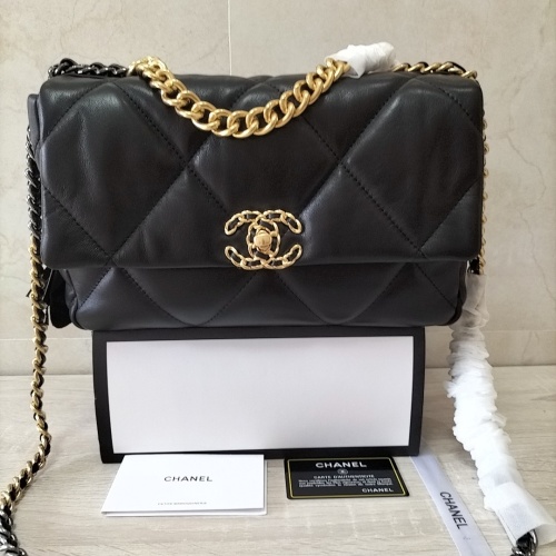 Cheap Chanel AAA Quality Messenger Bags For Women #1252510 Replica Wholesale [$88.00 USD] [ITEM#1252510] on Replica Chanel AAA Messenger Bags