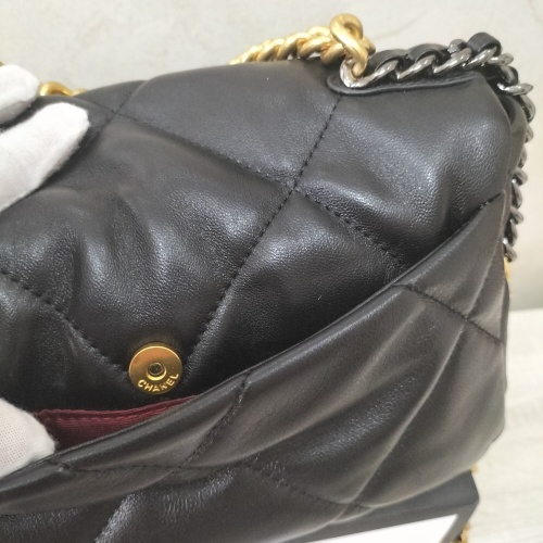 Cheap Chanel AAA Quality Messenger Bags For Women #1252511 Replica Wholesale [$82.00 USD] [ITEM#1252511] on Replica Chanel AAA Quality Messenger Bags