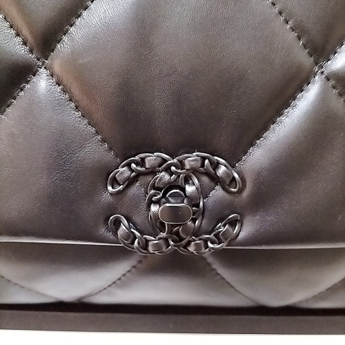 Cheap Chanel AAA Quality Messenger Bags For Women #1252514 Replica Wholesale [$88.00 USD] [ITEM#1252514] on Replica Chanel AAA Messenger Bags