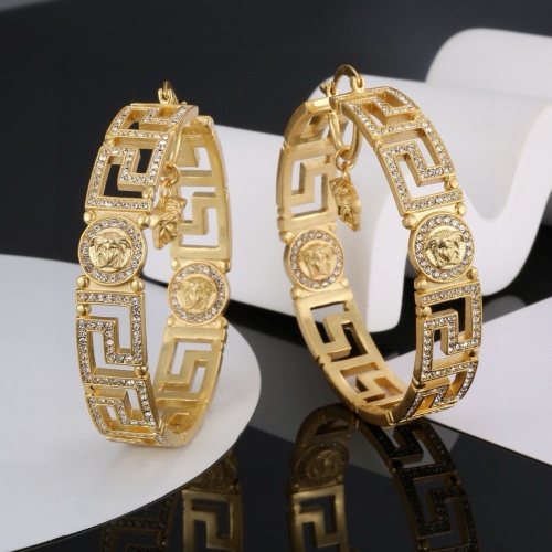 Cheap Versace Earrings For Women #1252708 Replica Wholesale [$40.00 USD] [ITEM#1252708] on Replica Versace Earrings