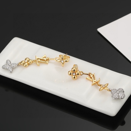 Cheap Louis Vuitton Earrings For Women #1252862 Replica Wholesale [$32.00 USD] [ITEM#1252862] on Replica Louis Vuitton Earrings