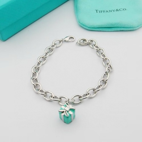 Cheap Tiffany Bracelets #1252973 Replica Wholesale [$27.00 USD] [ITEM#1252973] on Replica Tiffany Bracelets