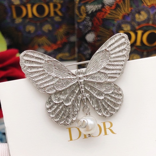 Cheap Christian Dior Brooches For Women #1253216 Replica Wholesale [$29.00 USD] [ITEM#1253216] on Replica Christian Dior Brooches