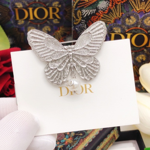 Cheap Christian Dior Brooches For Women #1253216 Replica Wholesale [$29.00 USD] [ITEM#1253216] on Replica Christian Dior Brooches