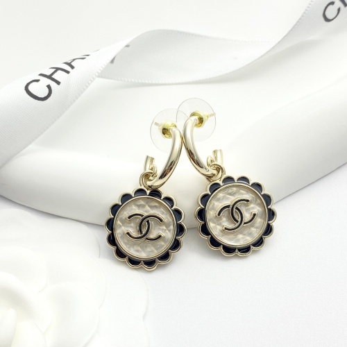 Cheap Chanel Earrings For Women #1253339 Replica Wholesale [$32.00 USD] [ITEM#1253339] on Replica Chanel Earrings