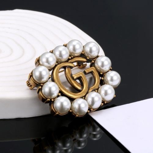 Cheap Gucci Brooches For Women #1253365 Replica Wholesale [$27.00 USD] [ITEM#1253365] on Replica Gucci Brooches