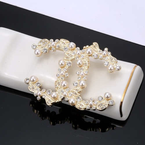 Cheap Chanel Brooches For Women #1253559 Replica Wholesale [$29.00 USD] [ITEM#1253559] on Replica Chanel Brooches