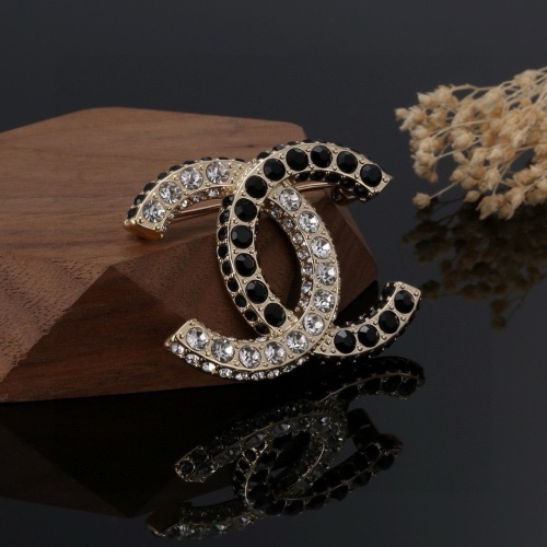 Cheap Chanel Brooches For Women #1253611 Replica Wholesale [$29.00 USD] [ITEM#1253611] on Replica Chanel Brooches