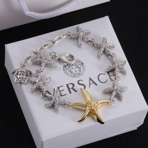 Cheap Versace Bracelets #1253639 Replica Wholesale [$34.00 USD] [ITEM#1253639] on Replica Versace Bracelets