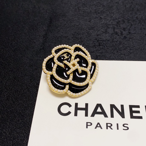 Cheap Chanel Brooches For Women #1253788 Replica Wholesale [$29.00 USD] [ITEM#1253788] on Replica Chanel Brooches