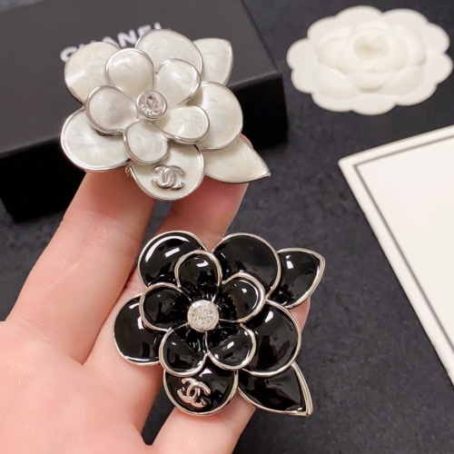 Cheap Chanel Brooches For Women #1253789 Replica Wholesale [$29.00 USD] [ITEM#1253789] on Replica Chanel Brooches