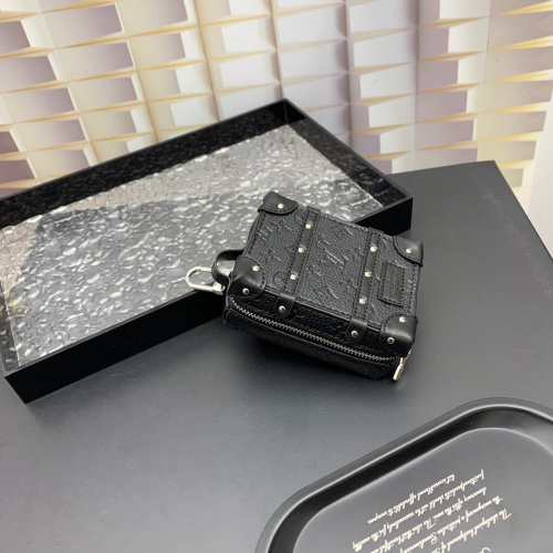 Cheap Louis Vuitton LV Bag Buckle #1253852 Replica Wholesale [$48.00 USD] [ITEM#1253852] on Replica Louis Vuitton LV Key Holder And Bag Buckle