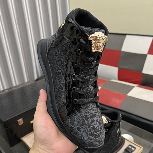 Cheap Versace High Tops Shoes For Men #1255818 Replica Wholesale [$76.00 USD] [ITEM#1255818] on Replica Versace High Tops Shoes