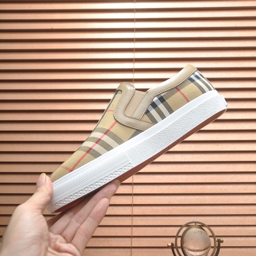 Cheap Burberry Casual Shoes For Men #1256512 Replica Wholesale [$88.00 USD] [ITEM#1256512] on Replica Burberry Casual Shoes