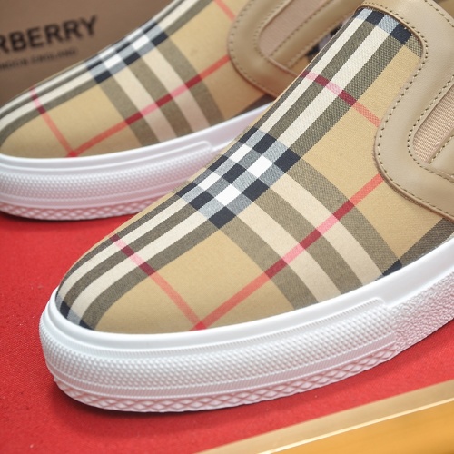 Cheap Burberry Casual Shoes For Men #1256512 Replica Wholesale [$88.00 USD] [ITEM#1256512] on Replica Burberry Casual Shoes