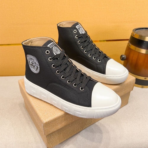 Versace High Tops Shoes For Men #1256958