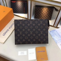 Louis Vuitton AAA Man Wallets #1249282