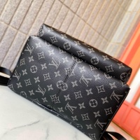 Cheap Louis Vuitton LV AAA Man Backpacks #1249936 Replica Wholesale [$100.00 USD] [ITEM#1249936] on Replica Louis Vuitton LV AAA Man Backpacks