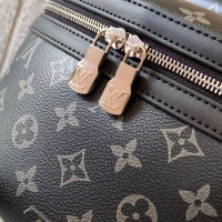 Cheap Louis Vuitton LV AAA Man Backpacks #1249936 Replica Wholesale [$100.00 USD] [ITEM#1249936] on Replica Louis Vuitton LV AAA Man Backpacks