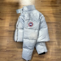 Cheap Canada Goose Down Feather Coat Long Sleeved For Women #1250968 Replica Wholesale [$155.00 USD] [ITEM#1250968] on Replica Canada Goose Down Feather Coat