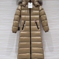 Moncler Down Feather Coat Long Sleeved For Women #1251270