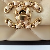 Cheap Chanel AAA Quality Messenger Bags For Women #1252499 Replica Wholesale [$88.00 USD] [ITEM#1252499] on Replica Chanel AAA Messenger Bags