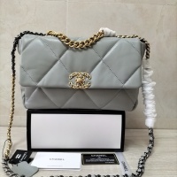 Chanel AAA Quality Messenger Bags For Women #1252507