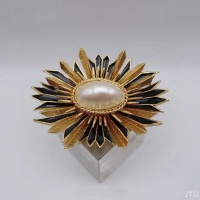 Cheap Balenciaga Brooches For Women #1252670 Replica Wholesale [$42.00 USD] [ITEM#1252670] on Replica Balenciaga Brooches