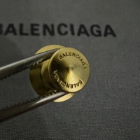 Cheap Balenciaga Brooches For Women #1252720 Replica Wholesale [$38.00 USD] [ITEM#1252720] on Replica Balenciaga Brooches