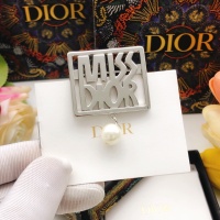 Cheap Christian Dior Brooches For Women #1253092 Replica Wholesale [$29.00 USD] [ITEM#1253092] on Replica Christian Dior Brooches